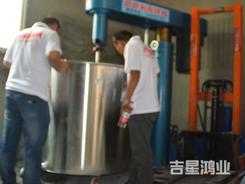 湖南吉星鴻業建筑工程有限公司,懷化K11防水涂料生產,高分子益膠泥,干粉砂漿,保溫砂漿